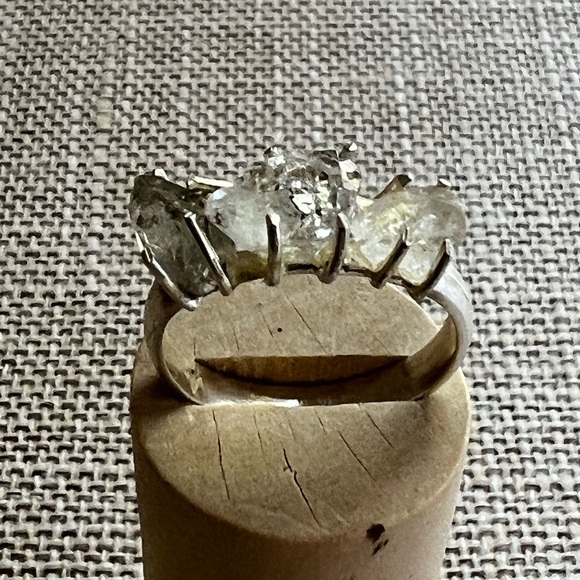 Herkimer Diamond ring sz 9. Set in sterling silver Shine bright like like a 💎 - Picture 5 of 5